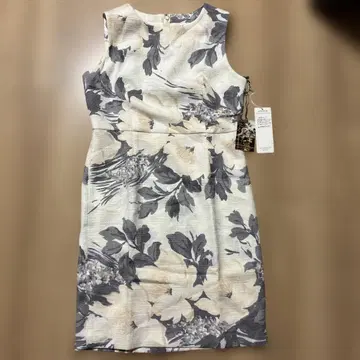 GRACE CONTINENTAL 꽃무늬 슬리브리스 원피스