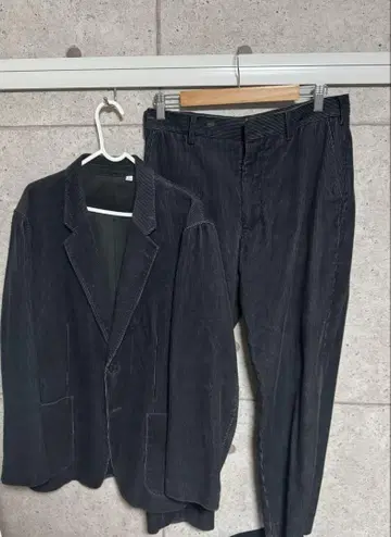 유니클로 u19aw 코듀로이 자켓 와이드 핏 테이퍼드 코듀로이