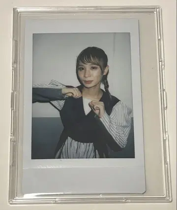 BISH 모모코 구미 컴퍼니 폴라로이드 라스트 원 상