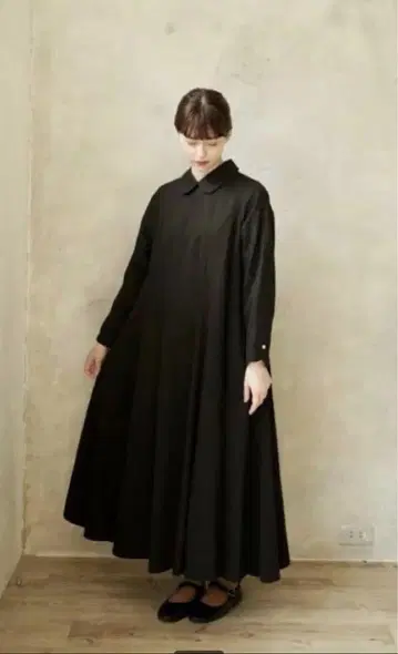 foufou The Dress#34 라운드 칼라 플레어 드레스