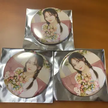 나나니지 카페 22:07 나나분노니주니 캔뱃지 쓰키 사츠키 3개