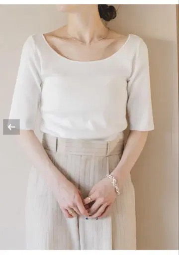 노블 14G 데콜테 하프 슬리브 니트