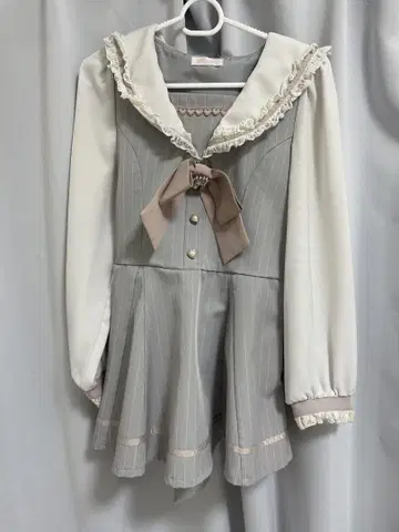 리즈리사 세일러 카라 셋업 그레이