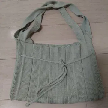 리브 짜기 라이트 그린 핸드백 가방