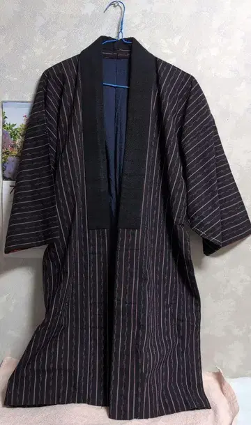 스트라이프 패턴 롱 기장 기모노