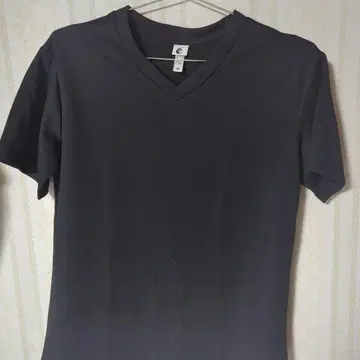 리라이브 셔츠 V넥 M 사이즈 블랙