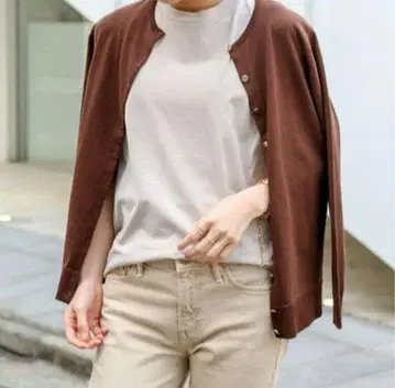 MUSE Deuxieme Classe 크루넥 가디건 골드 버튼