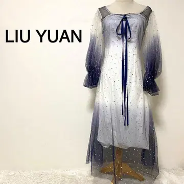 LIU YUAN 화이트 & 네이비 컬러 별 비쥬 디자인 레이스 드레스