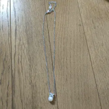 실버 펄 리본 목걸이