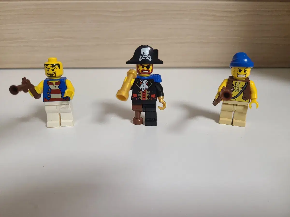 Lego Set 6243 LEGO MOC 21322 Brickbeard's Bounty By Tavernellos