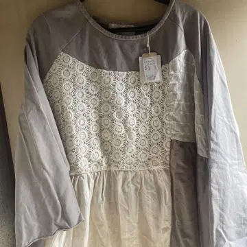 레이스 오분 소매 상의