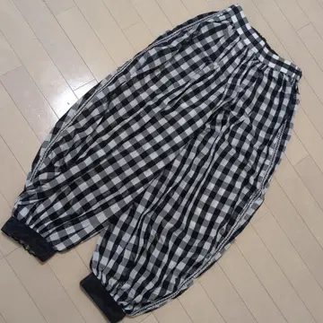 로이스크레용 팬츠