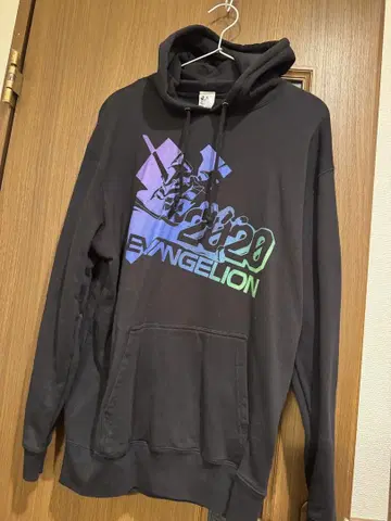 EVANGELION 후드 부착 맨투맨 FREE 블랙