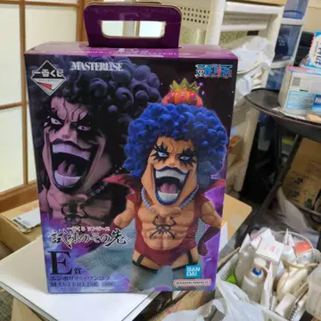 엠포리오 이반코프 MASTERISE 피규어