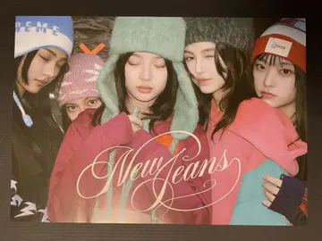 Newjeans OMG 유니버셜 혜택 포스터 A2 사이즈