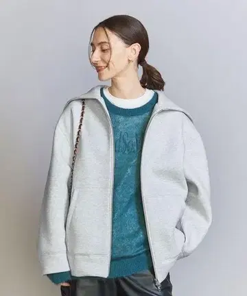 뷰티 앤 유스 프론트 지퍼 후디 후드티
