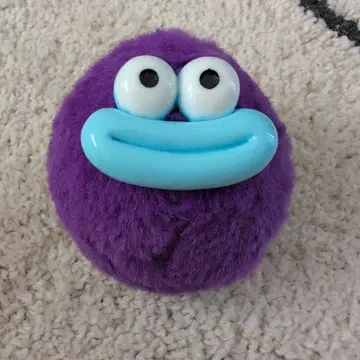 보라색 봉제 인형