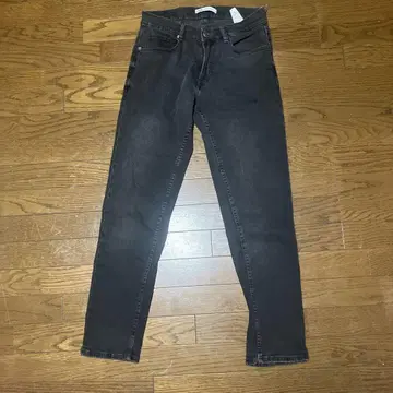 새상품급 자라 블랙 데님 W32