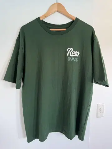 RVCA 다크 그린 티셔츠