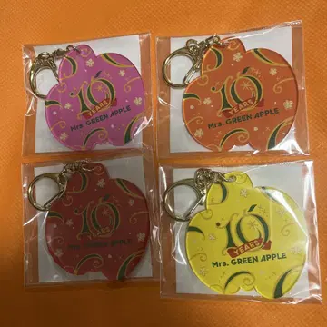 Mrs. GREEN APPLE 회장별 아크릴 키링 4종 세트
