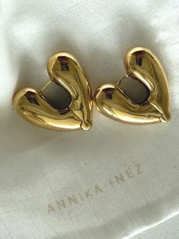 Annika Inez e926lrg 하트 후프 귀걸이 라지 골드