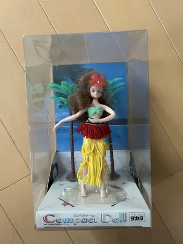TAKARA 컴팩트 인형