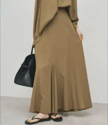 새상품 개럴개런트 플레어 스커트