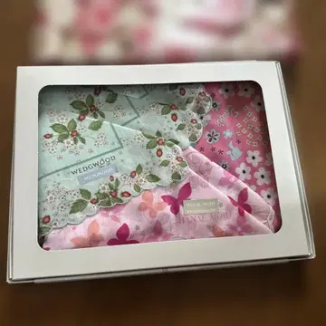 웨지우드 & 하나에 모리 바비 손수건 3종 세트
