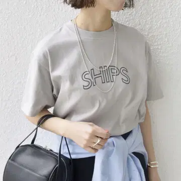 새상품 SHIPS 쉽스 라운드 프린트 로고 티셔츠 실버 그레이 L