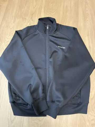 VEATM 트랙 자켓, 탱크탑
