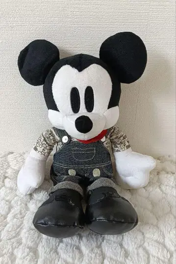레어 미키 봉제 인형 디즈니 스토어 컨트리 흑백