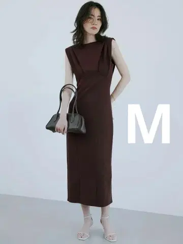 애뉴언스 형태 턱 내로우 원피스 M