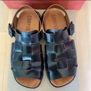 CAMPER 캠퍼 구르카 샌들