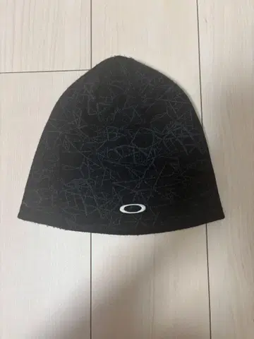 tech 00s Oakley 비니