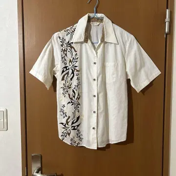 카리유시 의류 오키나와현산 류큐의 마을 꽃무늬 반팔 셔츠 여성용