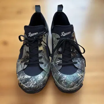 Danner 랩탑 카모플라주 패턴