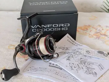 새상품급 시마노 20 밴포드 Vanford C2000SHG입니다.