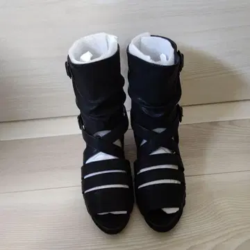 안티카 부츠 샌들