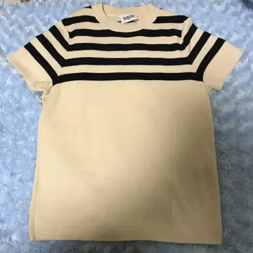 CLAUDIE PIERLOT 스트라이프 반팔 니트 M 사이즈