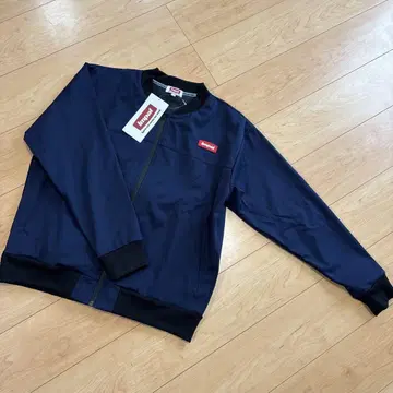 IMPUL 네이비 점퍼