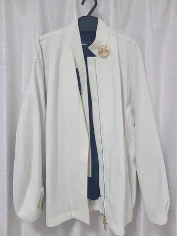 HARUNOBUMURATA 화이트 자켓