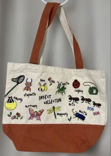 Insect Collection 곤충 자수 토트백
