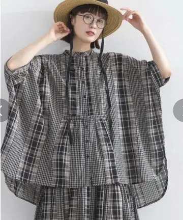 lupilien 루피리안 프론트 핀턱 밴드 카라 블라우스 인도 면