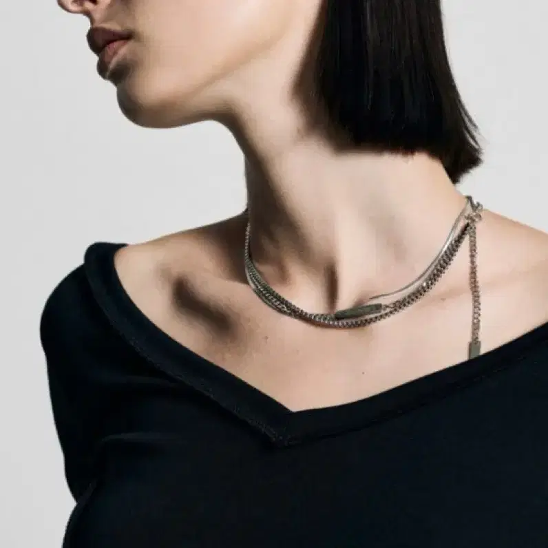 Bohemian Layered Chain Necklace on Bunjang Global Site.