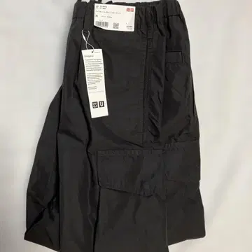 유니클로 UNIQLO 와이드 핏 파라슈트 카고 팬츠