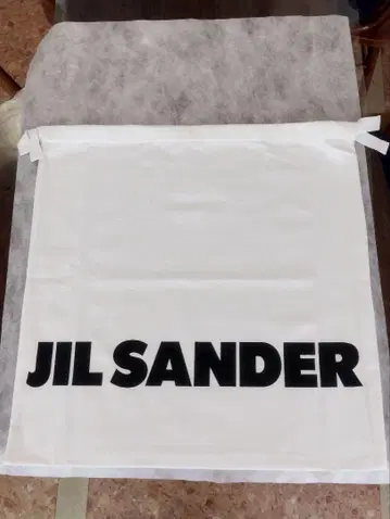 JIL SANDER 질 샌더 로고 수납 가방 베이지