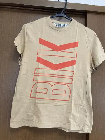 BIKKEMBERGS 베이지 티셔츠 s