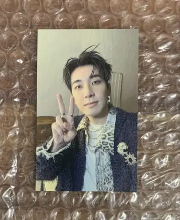 세븐틴 HAPPY BURST DAY TSUTAYA WONWOO