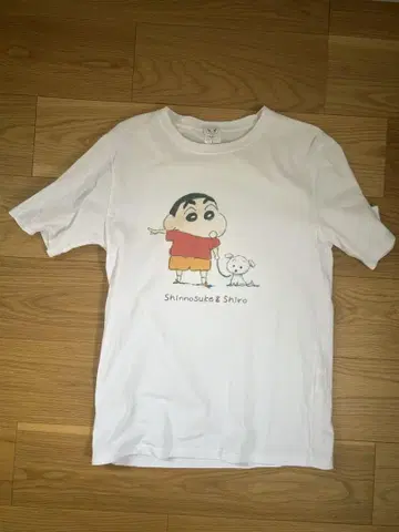 크레용 신짱 티셔츠