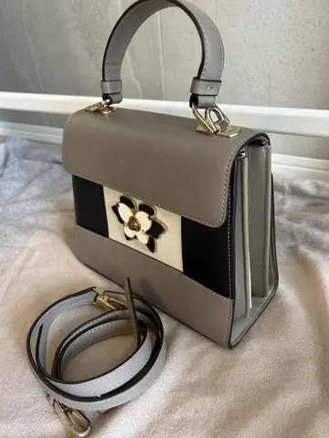 FURLA 무겟 탑 핸들 숄더백 핸드백 나비 2way